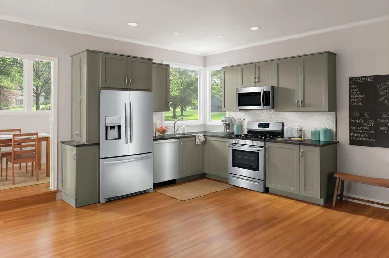 Frigidaire 1.7 Cu. Ft. Over-The-Range Microwave - Image 2