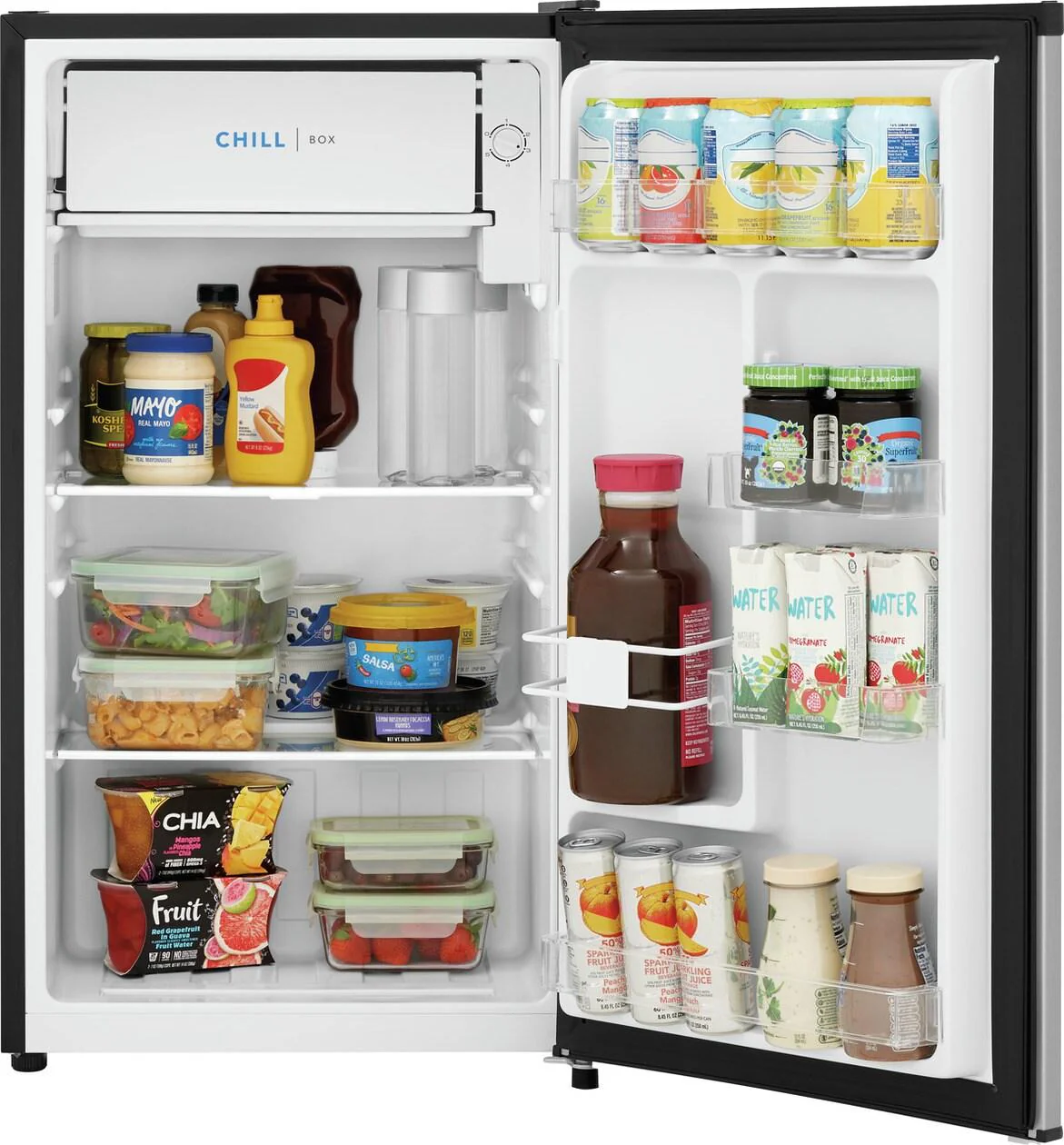 FFPE3322UM Frigidaire 3.3 Cu. Ft. Compact Refrigerator - Image 3