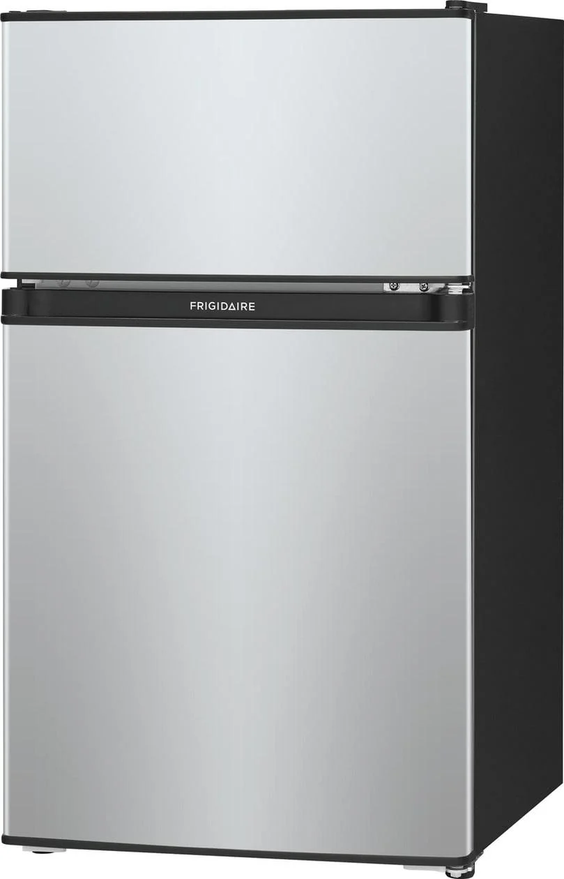 Frigidaire FFPS3133UM 3 Cu. Ft. Compact Refrigerator - Image 6