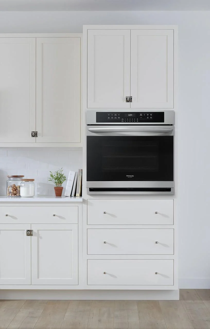 FGEW3066UF Frigidaire Gallery 30'' Single Electric Wall Oven - Image 2
