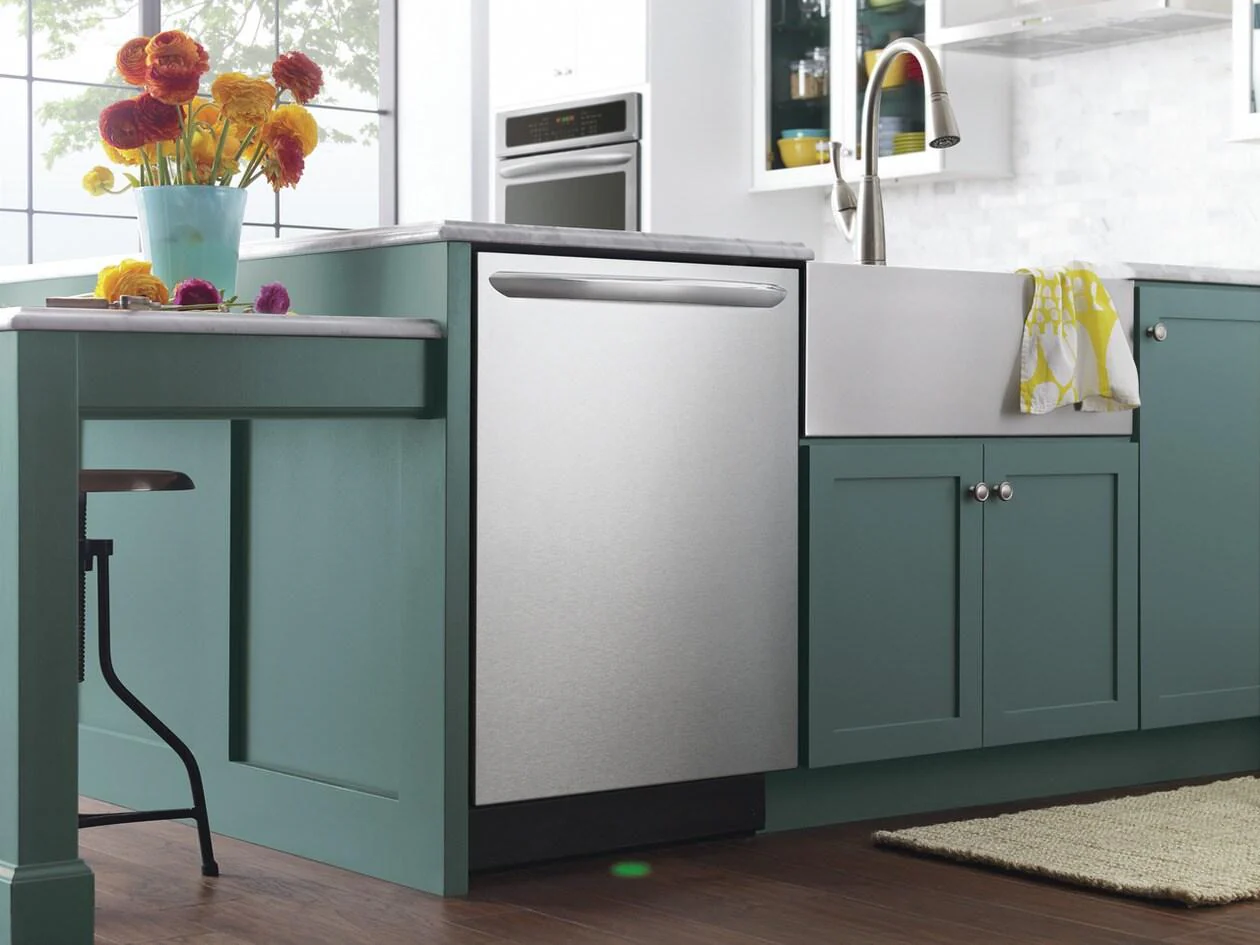 Frigidaire Gallery 24" Built-In Dishwasher with EvenDry™ System - Image 4