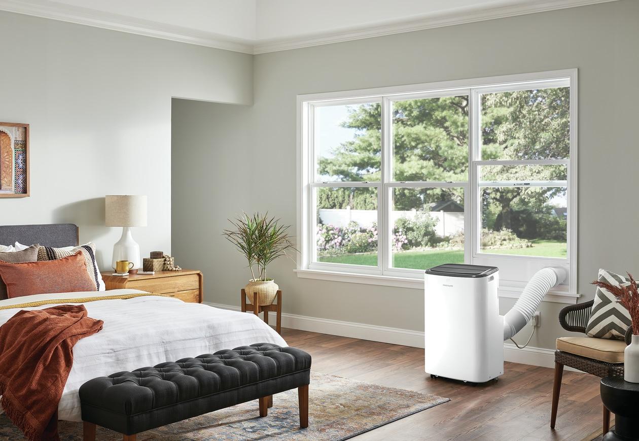 Frigidaire FHPC102AC1 3-in-1 Portable Room Air Conditioner 10,000 BTU (ASHRAE) / 6,500 BTU (DOE) - Image 2