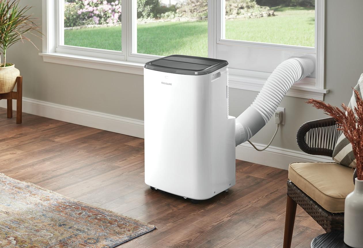 Frigidaire FHPC102AC1 3-in-1 Portable Room Air Conditioner 10,000 BTU (ASHRAE) / 6,500 BTU (DOE) - Image 3