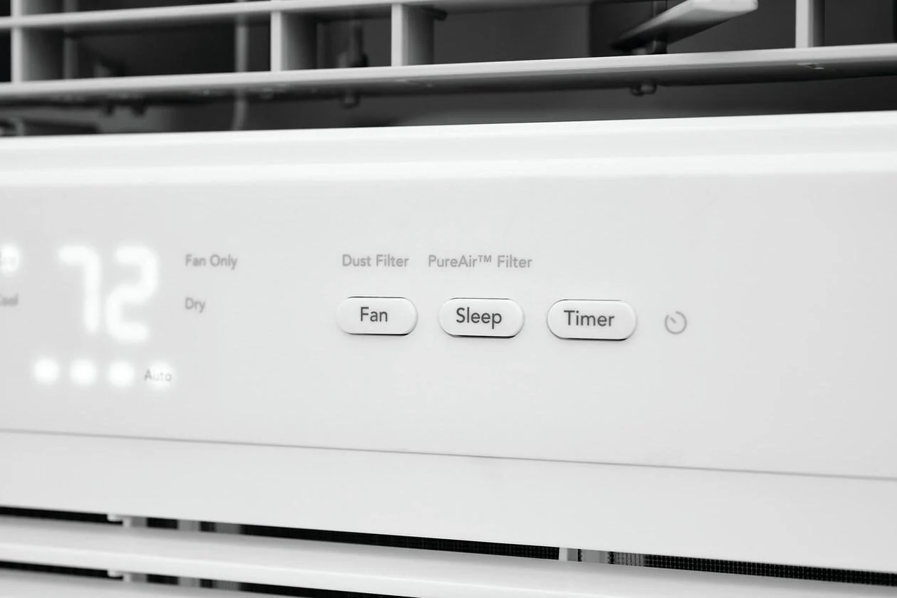 Frigidaire 12,000 BTU Window Room Air Conditioner - Image 5