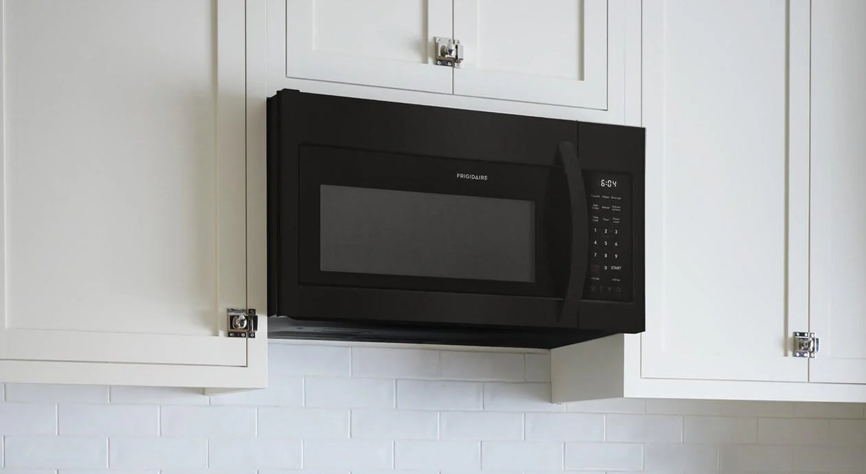 Frigidaire FMOS1846BB 1.8 Cu. Ft. Over-The-Range Microwave - Image 2