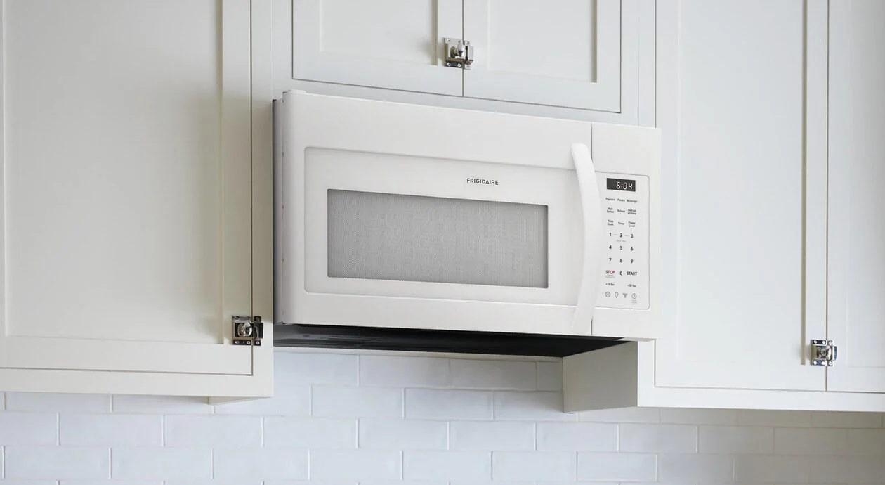 Frigidaire FMOS1846BW 1.8 Cu. Ft. Over-The-Range Microwave - Image 2