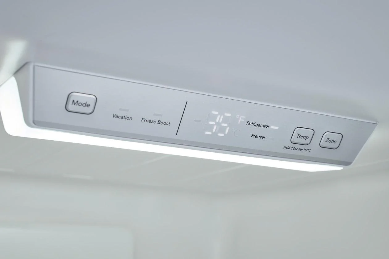 Frigidaire FRBG1224AV 12 Cu. Ft. Garage Ready Bottom Freezer Refrigerator - Image 4