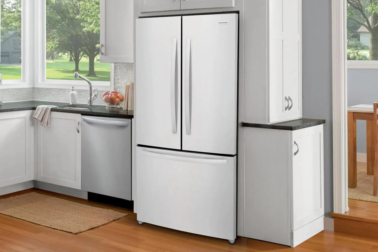 Frigidaire FRFG1723AW 18 Cu. Ft. Counter-Depth French Door Refrigerator - Image 4