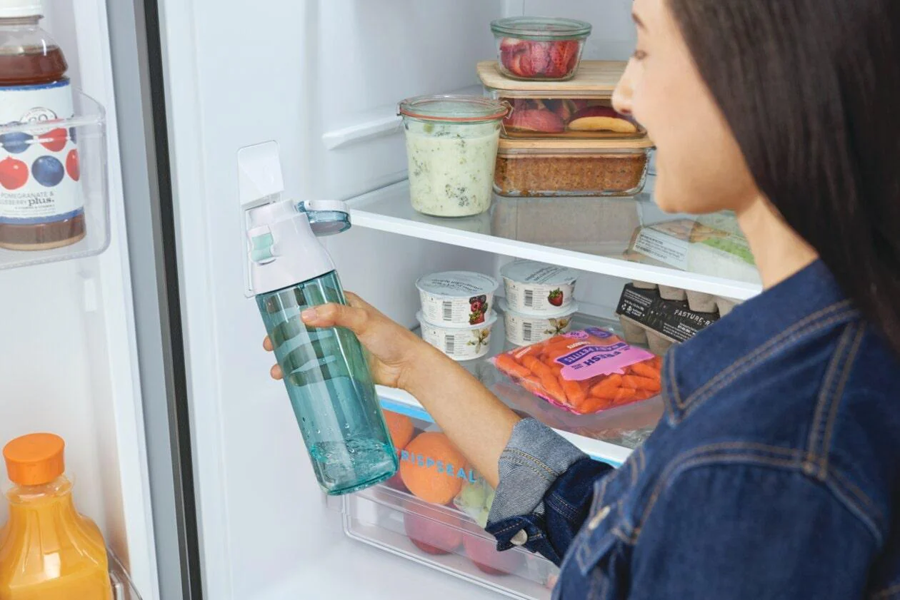 Frigidaire FRFG2033AV 20 Cu. Ft. Counter-Depth French Door Refrigerator - Image 7