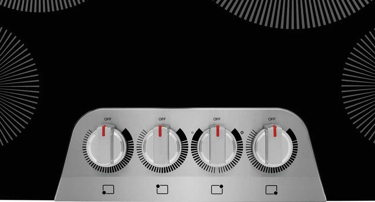 Frigidaire GCCE3049AS 30" Electric Cooktop - Image 3