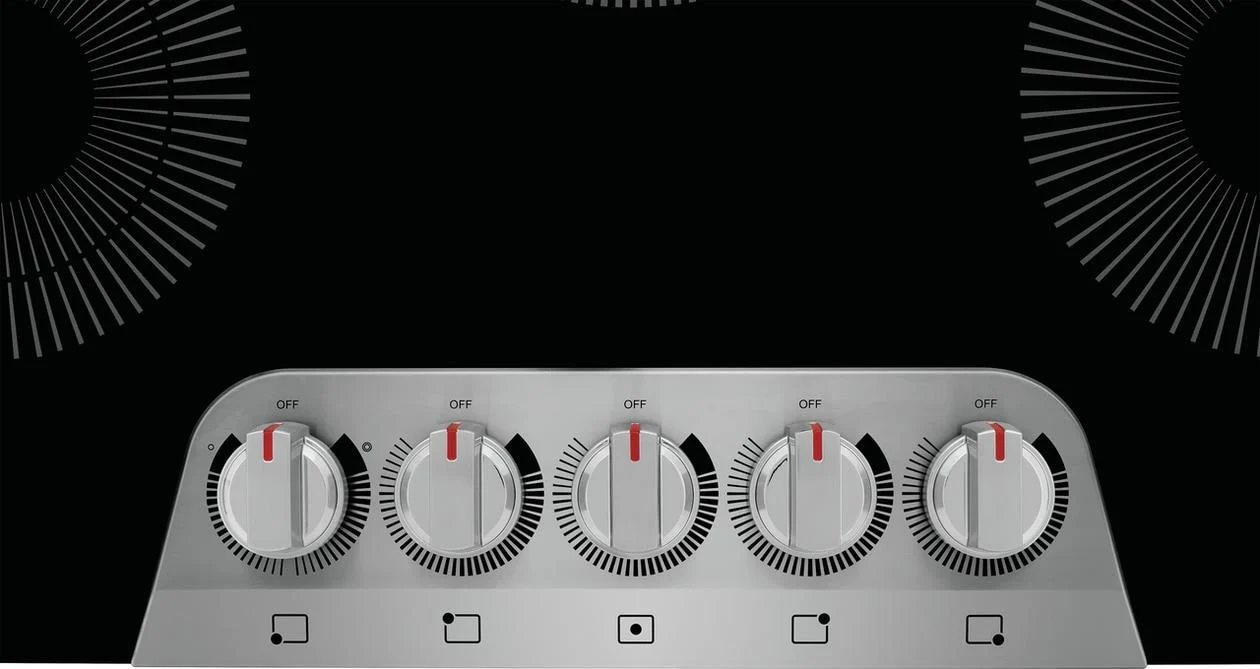 Frigidaire GCCE3070AS 30" Electric Cooktop - Image 3