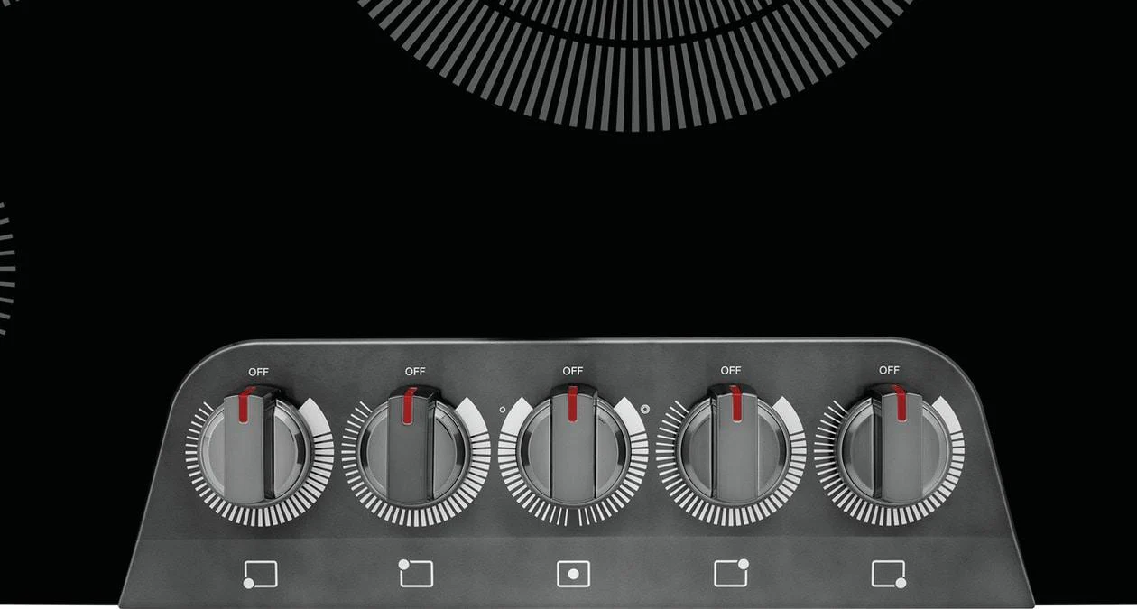Frigidaire GCCE3670AD 36" Electric Cooktop - Image 3