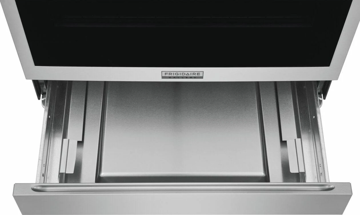 Frigidaire GCFE3070BF 30" Electric Range with Stone-Baked Pizza - Image 20