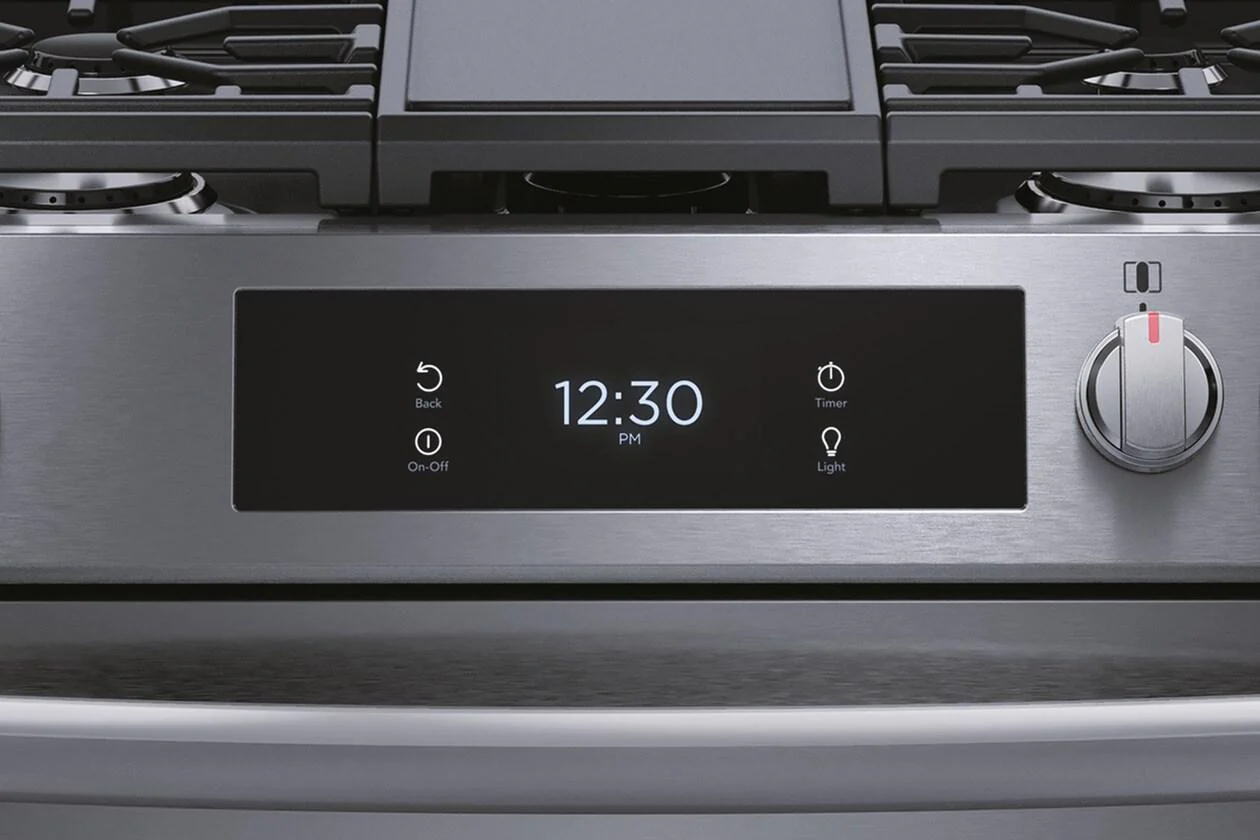 Frigidaire GCFG3060BD 30" Front Control Gas Range with Total Convection - Image 6