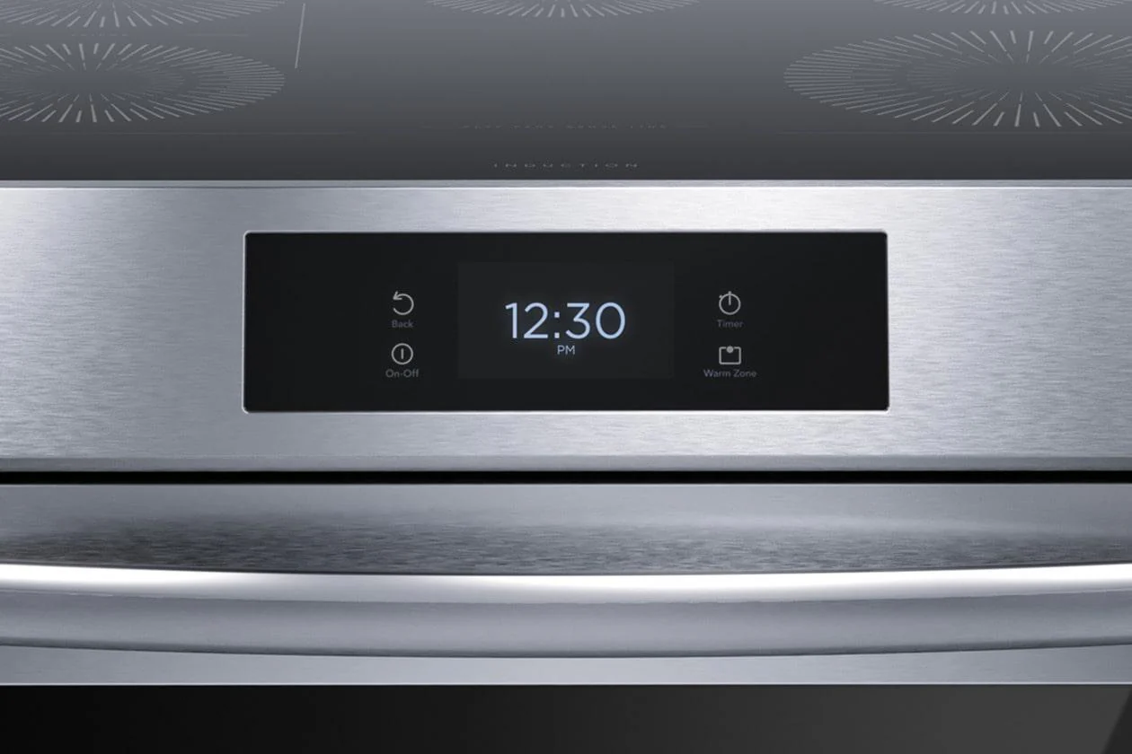 Frigidaire GCFI3060BF 30" Front Control Induction Range with Total Convection - Image 6