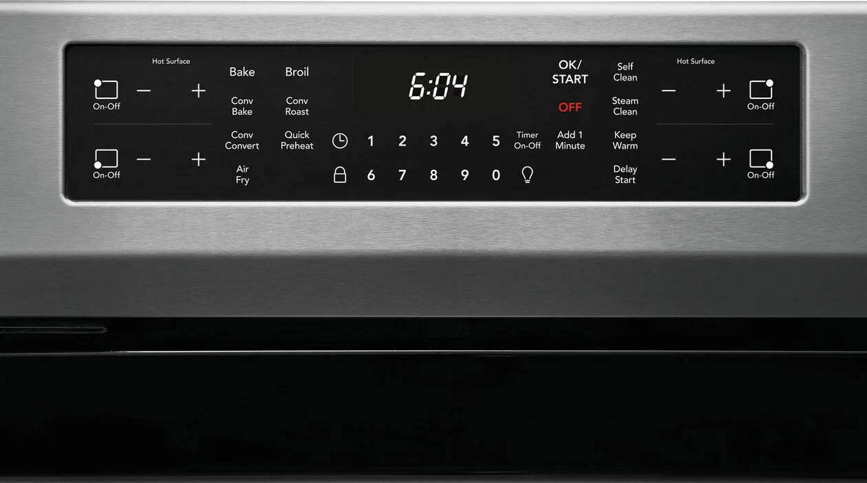 Frigidaire Gallery 30" Freestanding Induction Range with Air Fry - Image 9