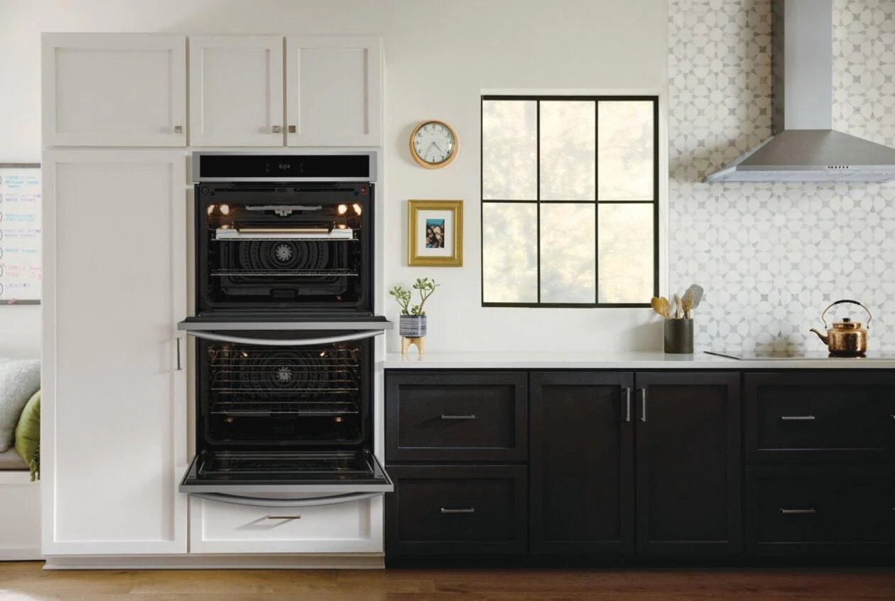 Frigidaire GCWD3070AF 30" Double Electric Wall Oven with Stone-Baked Pizza - Image 8