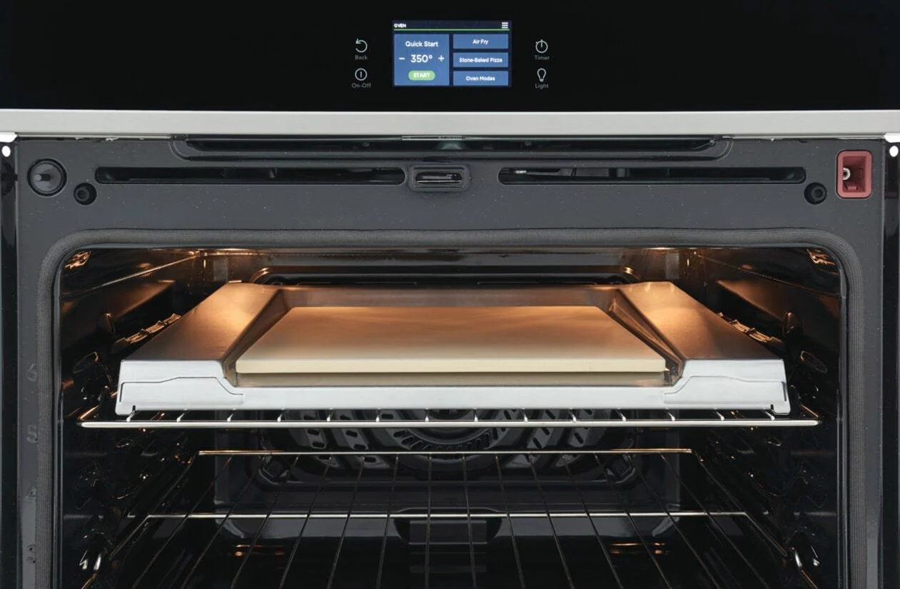 Frigidaire GCWS3070AF 30" Single Electric Wall Oven with Stone-Baked Pizza - Image 22