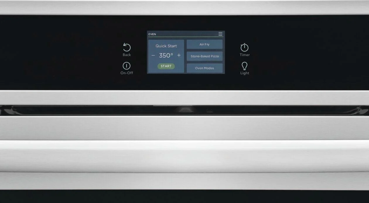 Frigidaire GCWS3070AF 30" Single Electric Wall Oven with Stone-Baked Pizza - Image 5