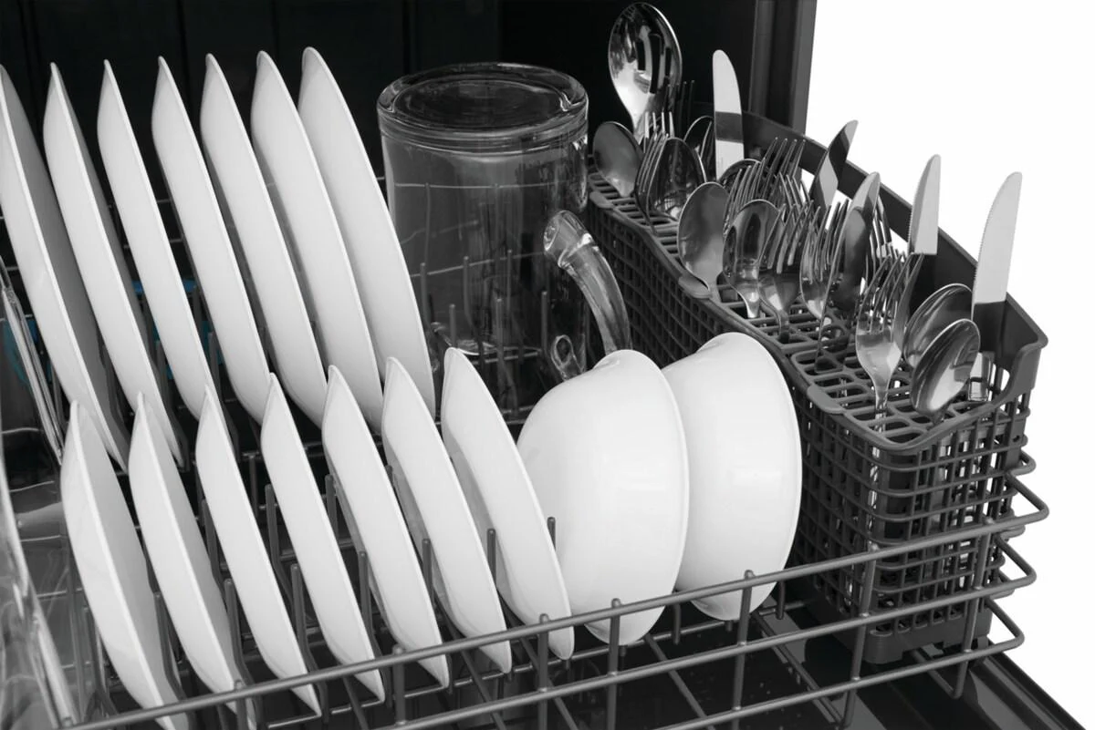 Frigidaire GDPH4525AF 24" Ultra Quiet 42 dBA Dishwasher - Image 8