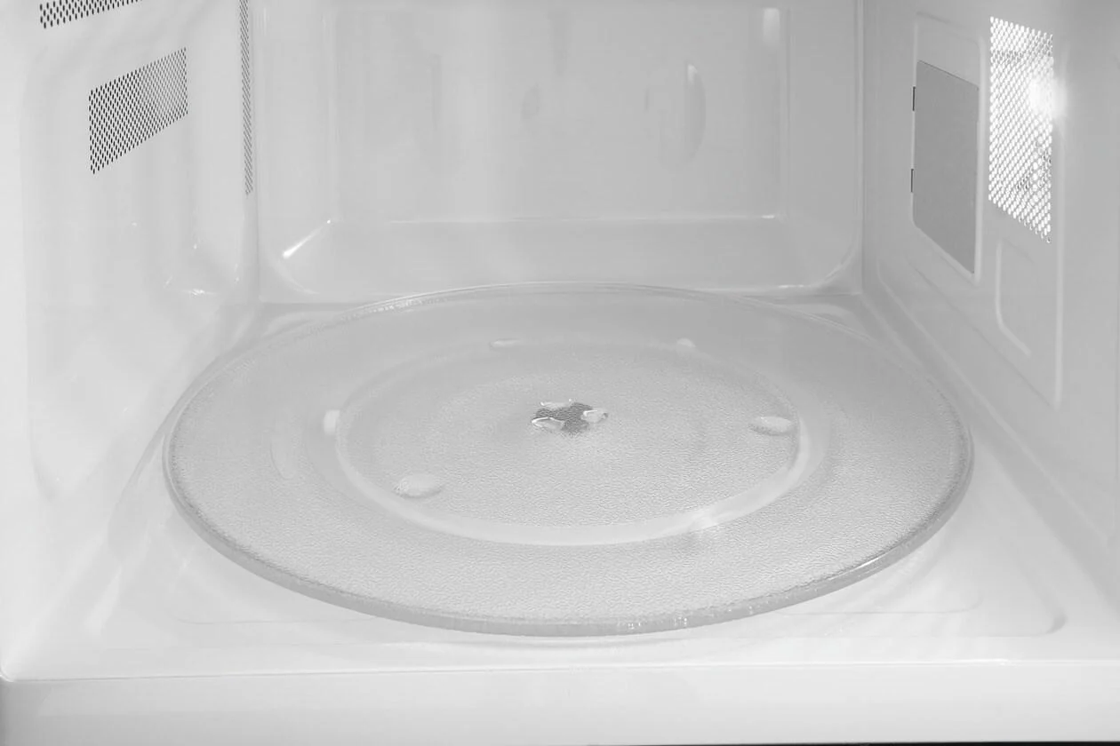 Frigidaire GMBS3068BD 2.2 Cu. Ft. Built-In Microwave - Image 6