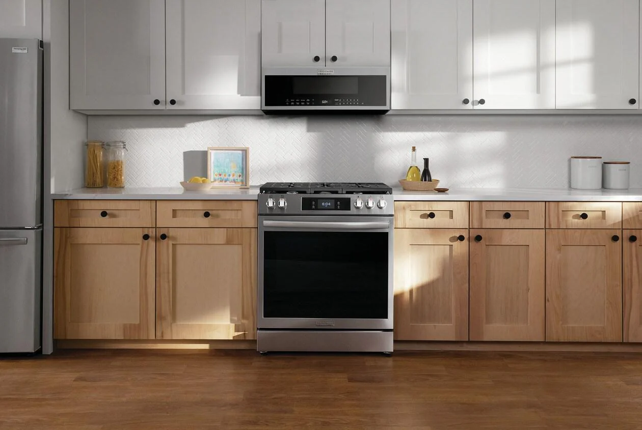 Frigidaire GMOS1266AF 1.2 Cu. Ft. Low-Profile Over-the-Range Microwave - Image 2