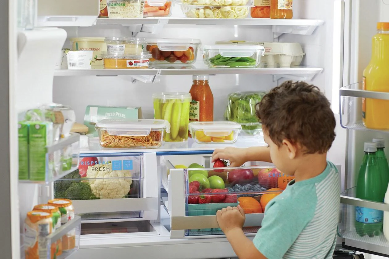 Frigidaire Gallery 21.5 Cu. Ft. Counter-Depth 4-Door French Door Refrigerator - Image 9