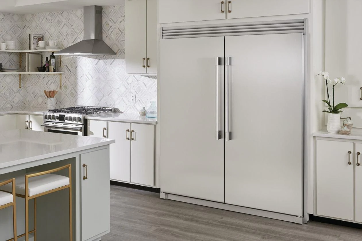 PRDA1922AF Frigidaire Professional 19 Cu. Ft. Single-Door Refrigerator - Image 6