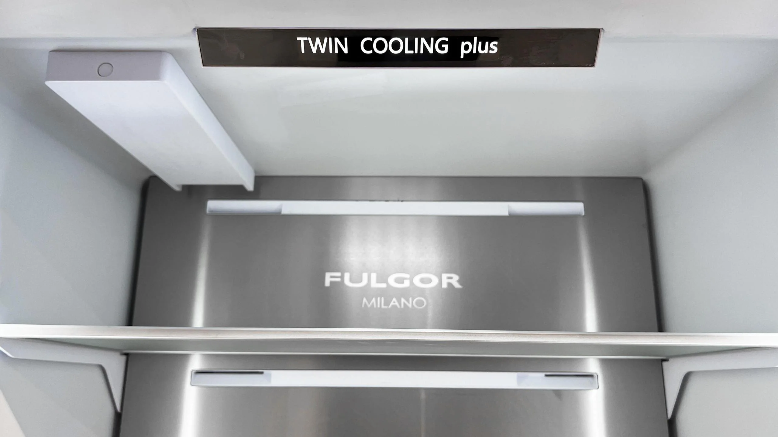 30" OVERLAY BUILT-IN FRIDGE - Image 9