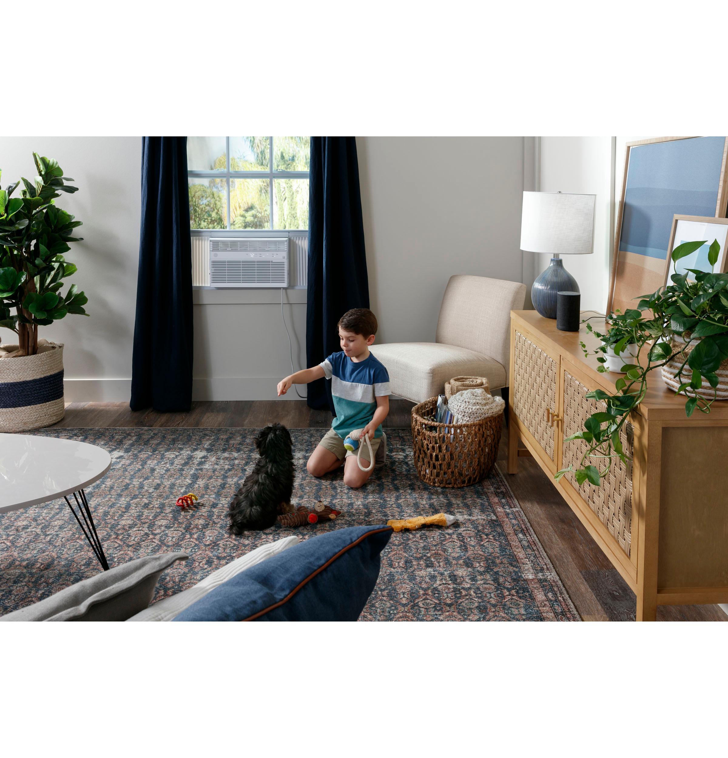 AHE12DZ GE® 12,000 BTU Heat/Cool Electronic Window Air Conditioner for Large Rooms up to 550 sq. ft. - Image 2