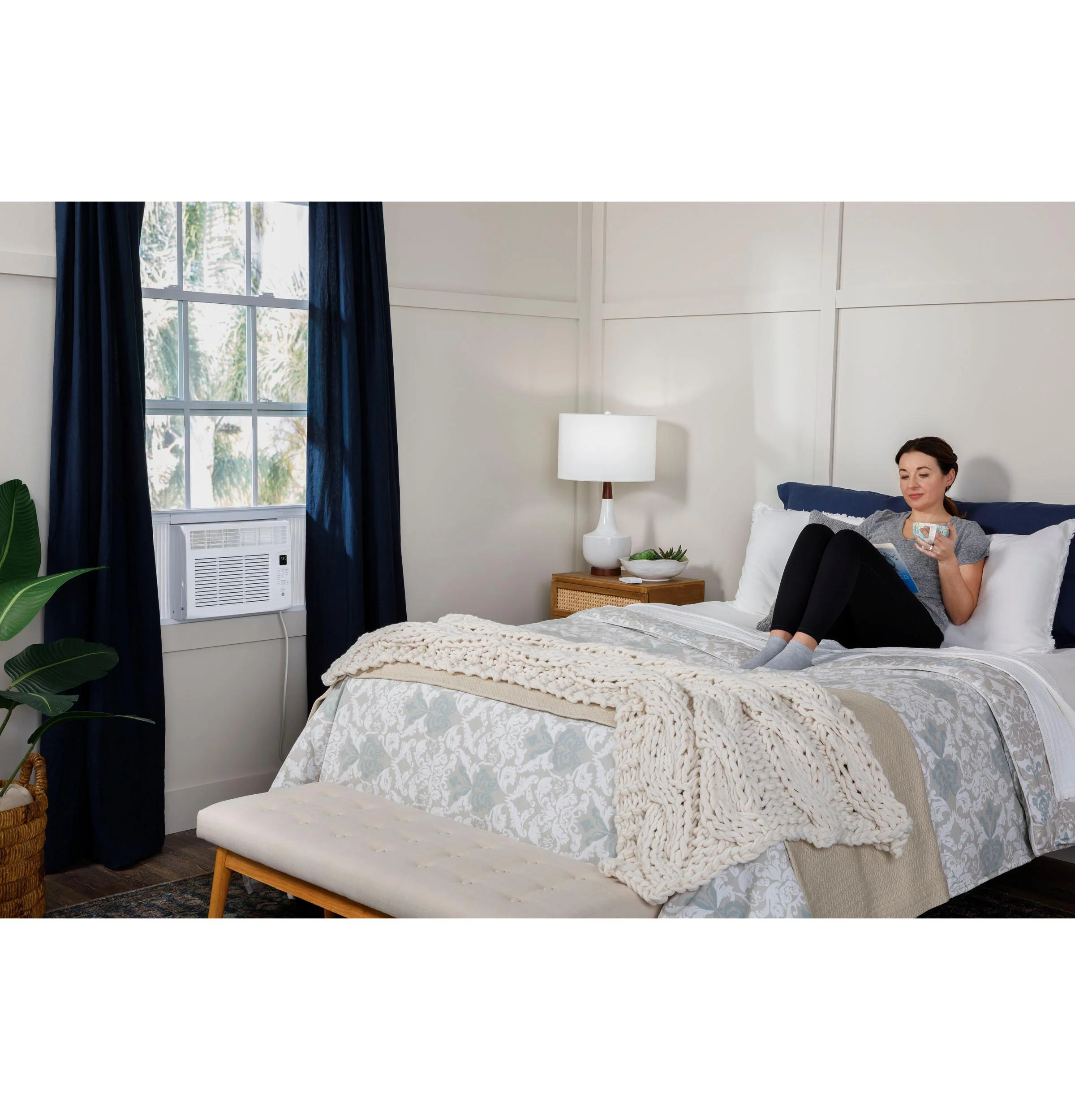 AHEE06AC GE® 6,000 BTU Electronic Window Air Conditioner for Small Rooms up to 250 sq ft. - Image 2