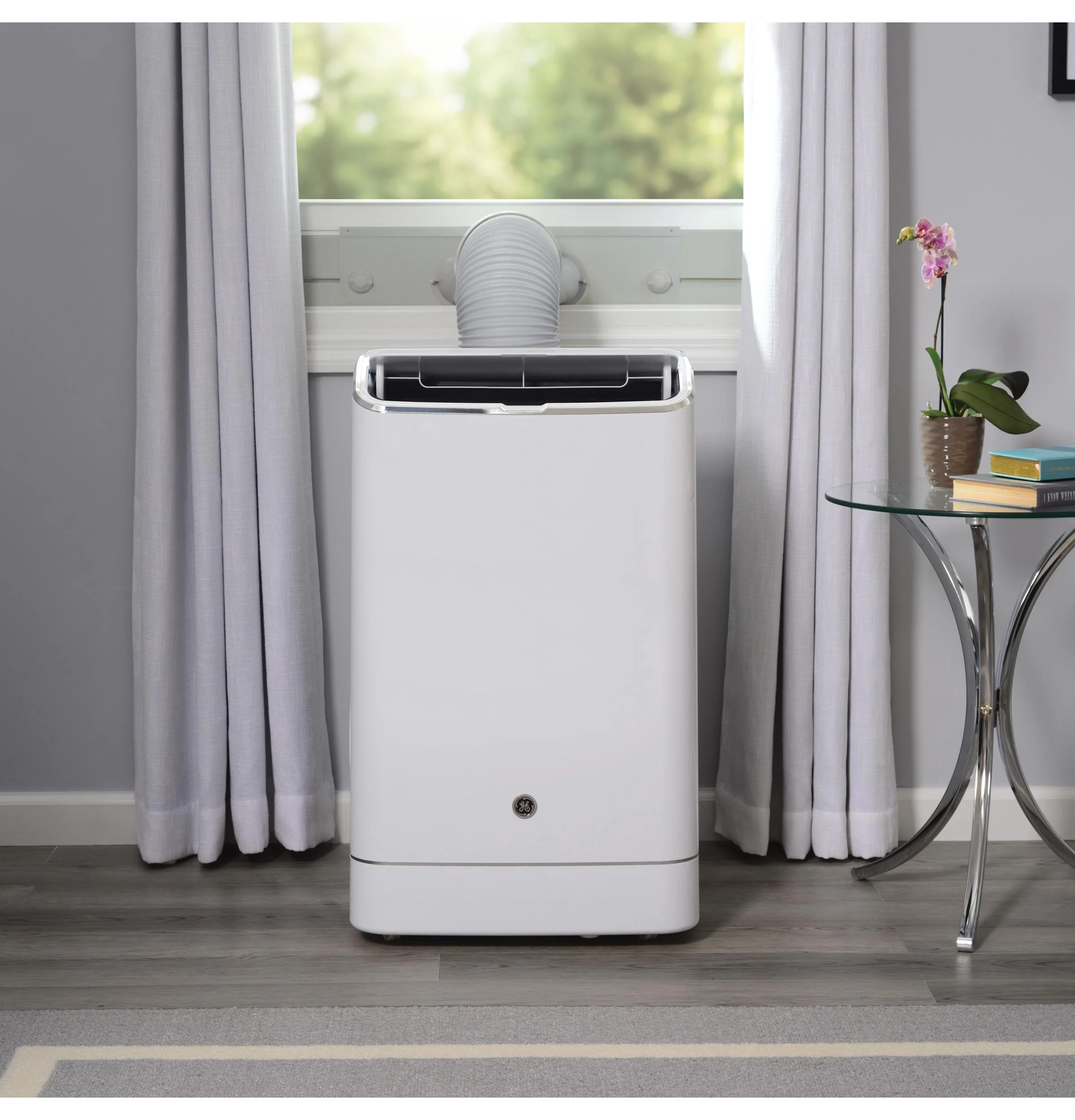 APCA14YBMW GE® 9,850 BTU SACC Smart Portable Air Conditioner for Medium Rooms up to 550 sq ft. (14,000 BTU ASHRAE) - Image 2