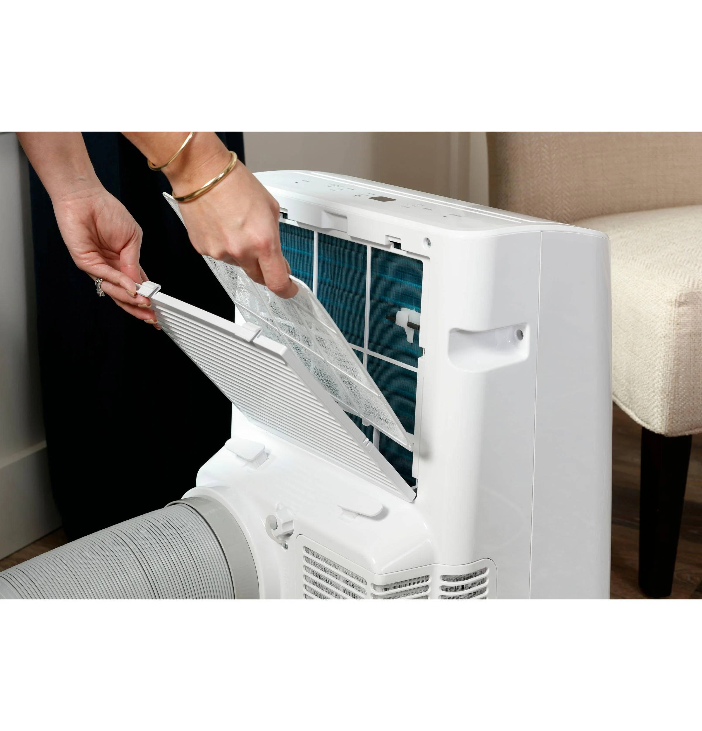 APCD08JASW GE® 8,500 BTU Portable Air Conditioner with Dehumifier and Remote, White - Image 9