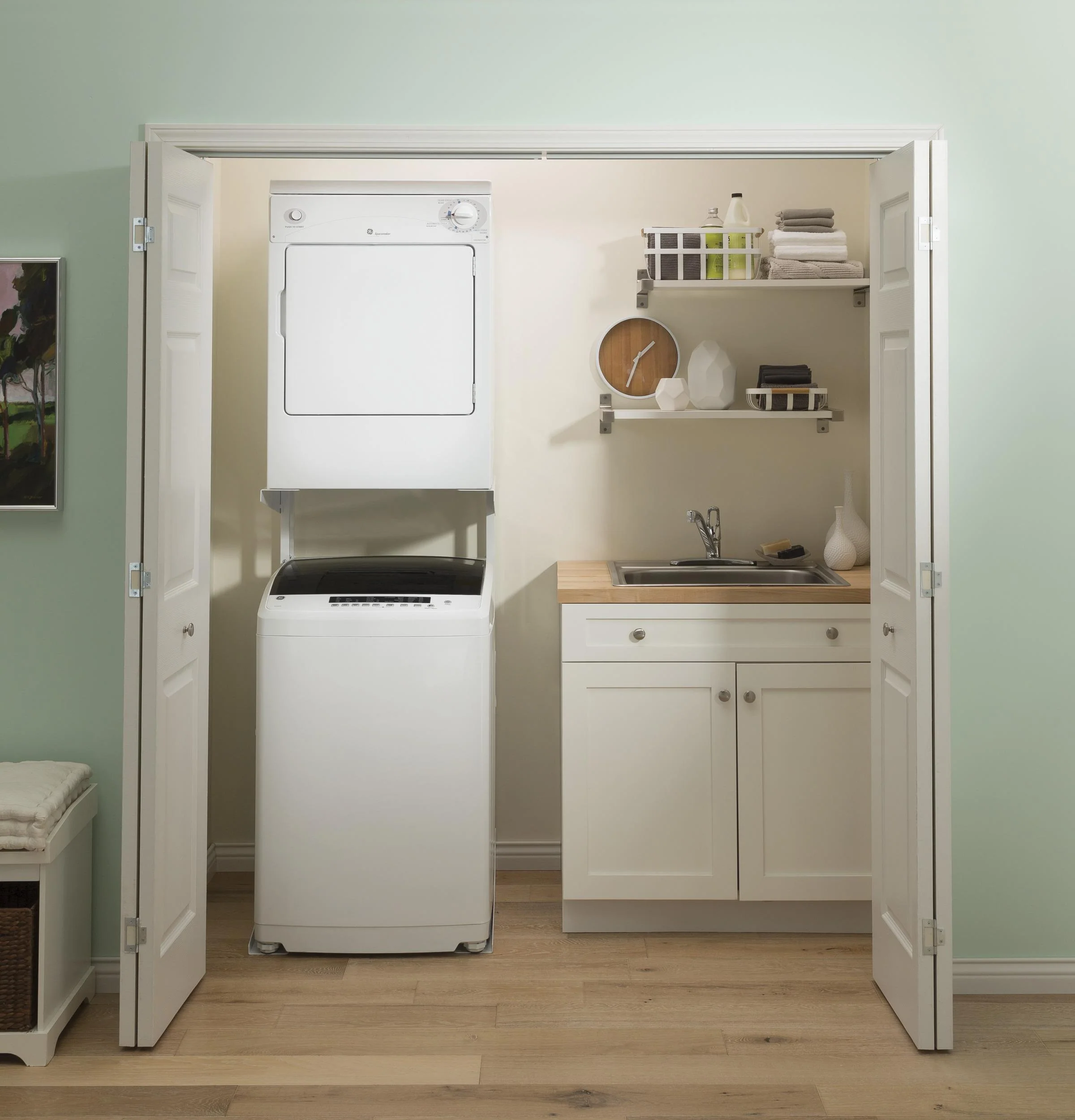 DSKP333ECWW GE Spacemaker® 120V 3.6 cu. ft. Capacity Portable Electric Dryer - Image 7