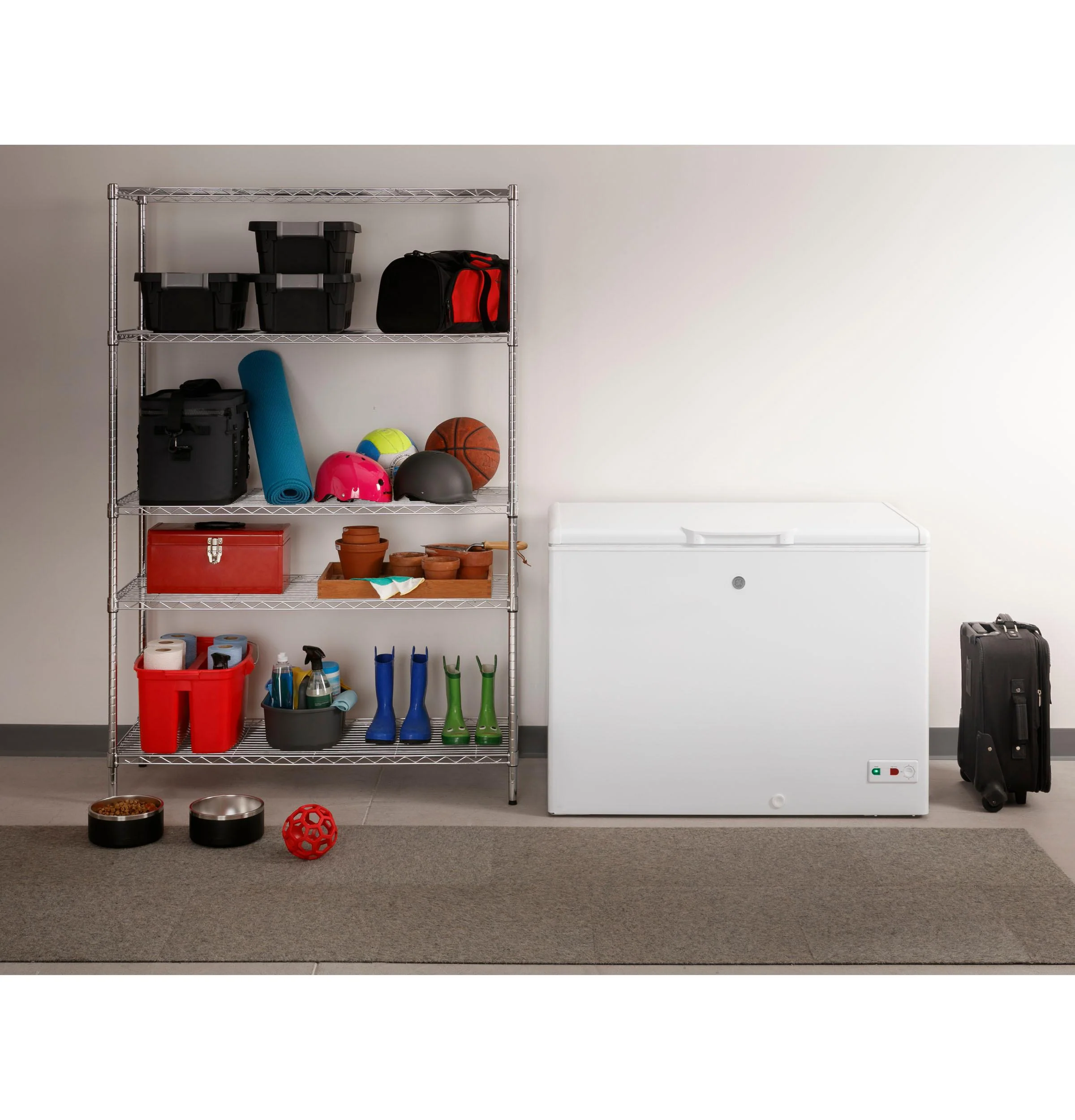 FCM11SRWW GE® 10.7 Cu. Ft. Manual Defrost Chest Freezer - Image 19