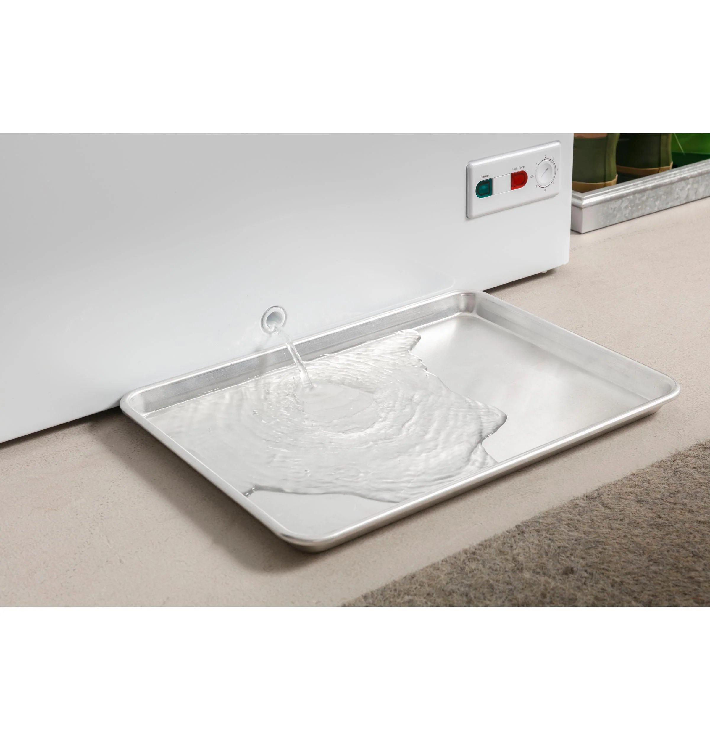 FCM9SRWW GE 8.8 Cu. Ft. Manual Defrost Chest Freezer - Image 16