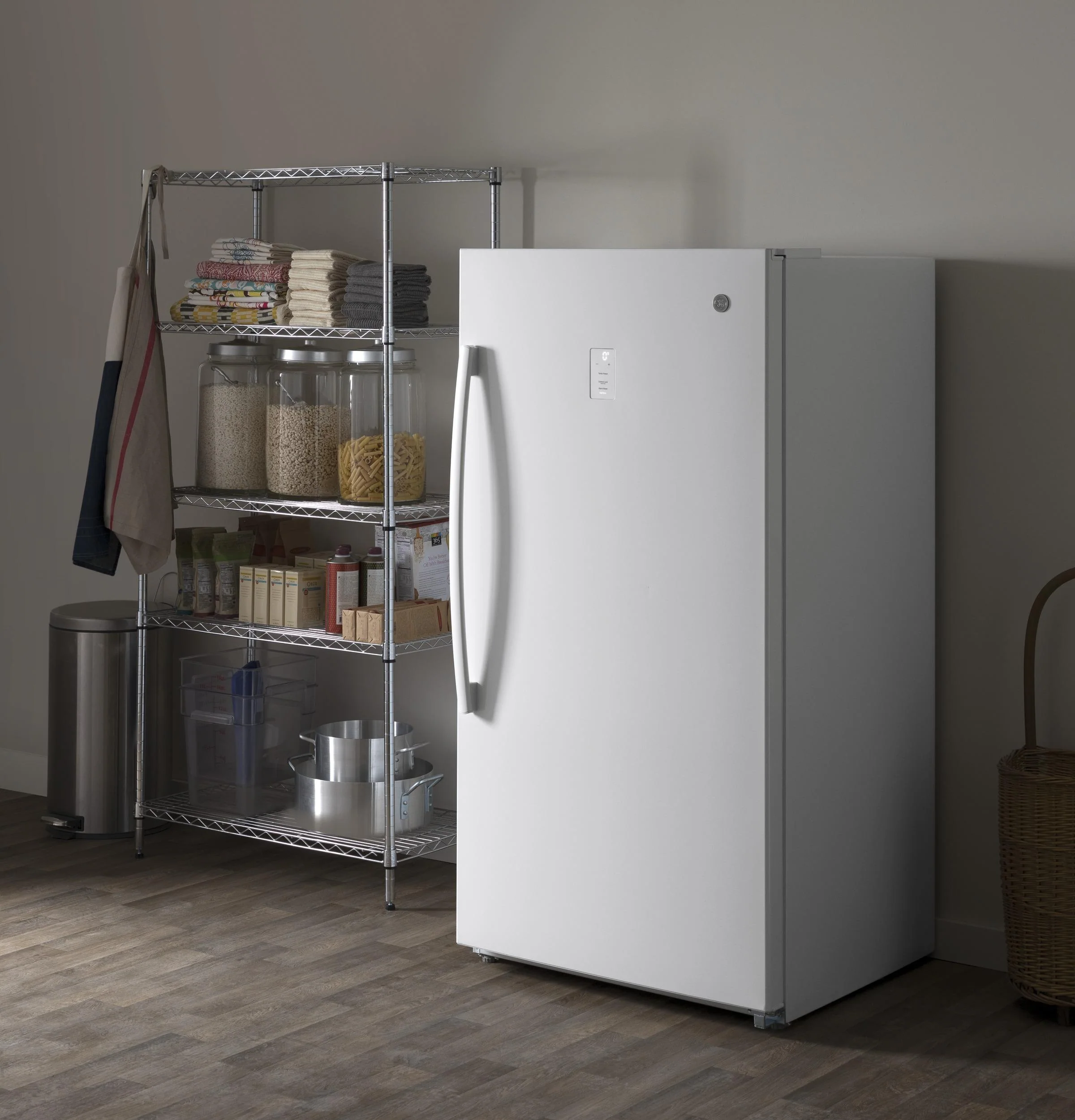 FUF17SMRWW GE® 17.3 Cu. Ft. Frost-Free Garage Ready Upright Freezer - Image 7