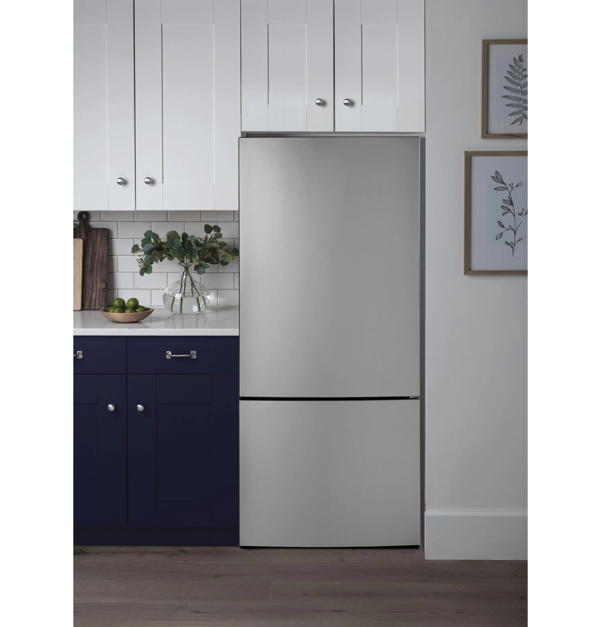 GBE17HYRFS GE® ENERGY STAR® 17.7 Cu. Ft. Counter-Depth Bottom-Freezer Refrigerator - Image 10