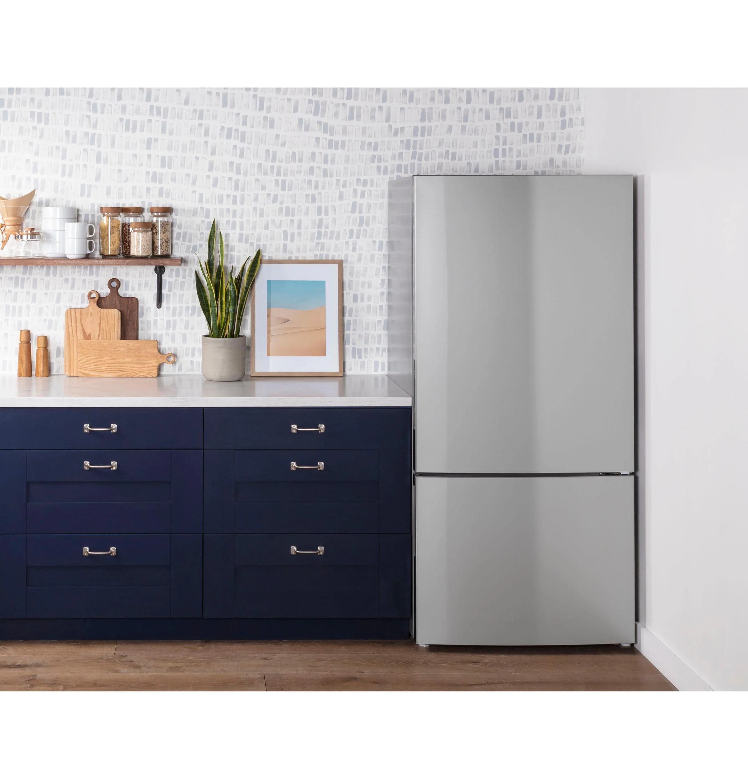 GBE17HYRFS GE® ENERGY STAR® 17.7 Cu. Ft. Counter-Depth Bottom-Freezer Refrigerator - Image 38