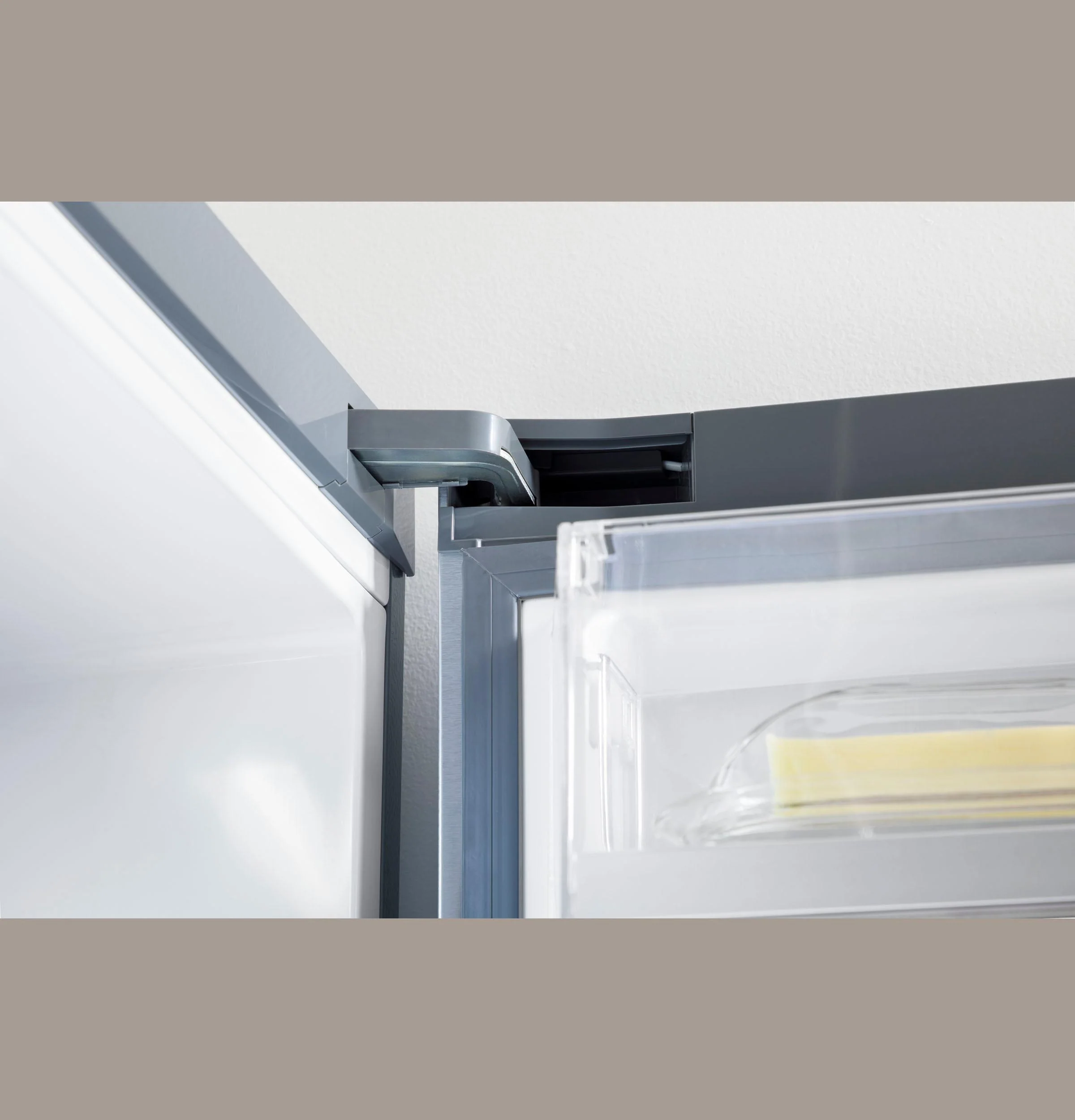 GBE17HYRFS GE® ENERGY STAR® 17.7 Cu. Ft. Counter-Depth Bottom-Freezer Refrigerator - Image 54