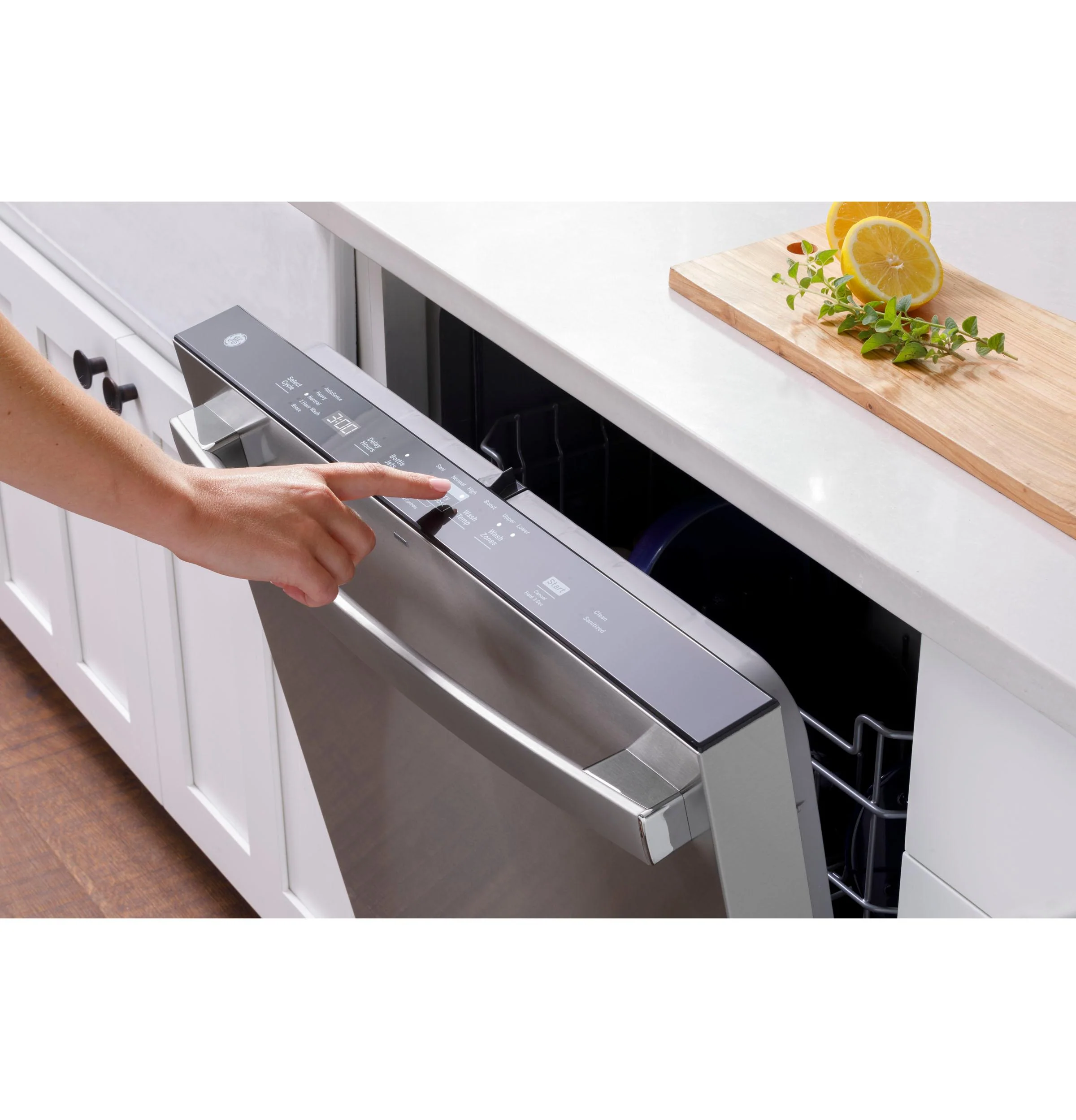 GDP630PYRFS GE® ENERGY STAR® Top Control with Plastic Interior Dishwasher with Sanitize Cycle & Dry Boost - Image 35