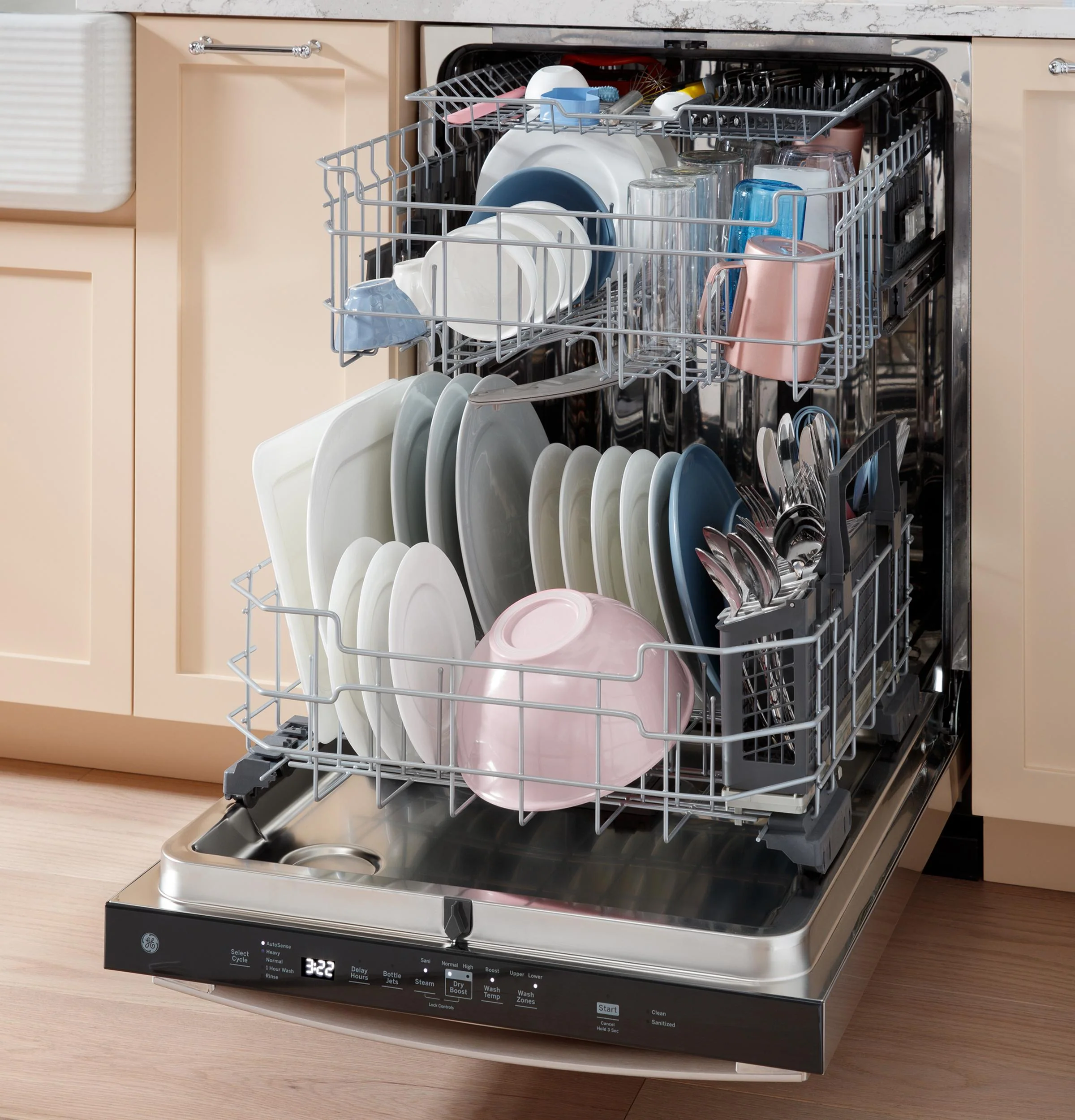 GDP670SGVWW GE® ENERGY STAR® Top Control with Stainless Steel Interior Dishwasher with Sanitize Cycle - Image 14