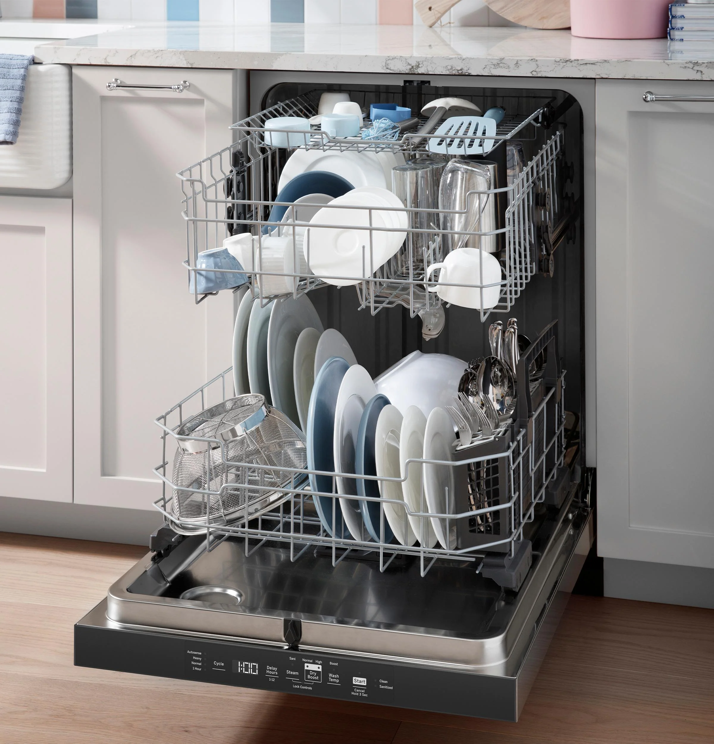 GDT595HYYFS GE® ENERGY STAR® Top Control Hybrid Tub Dishwasher with Third Rack, Bottle Jets, Dry Boost & 50 dBA - Image 6