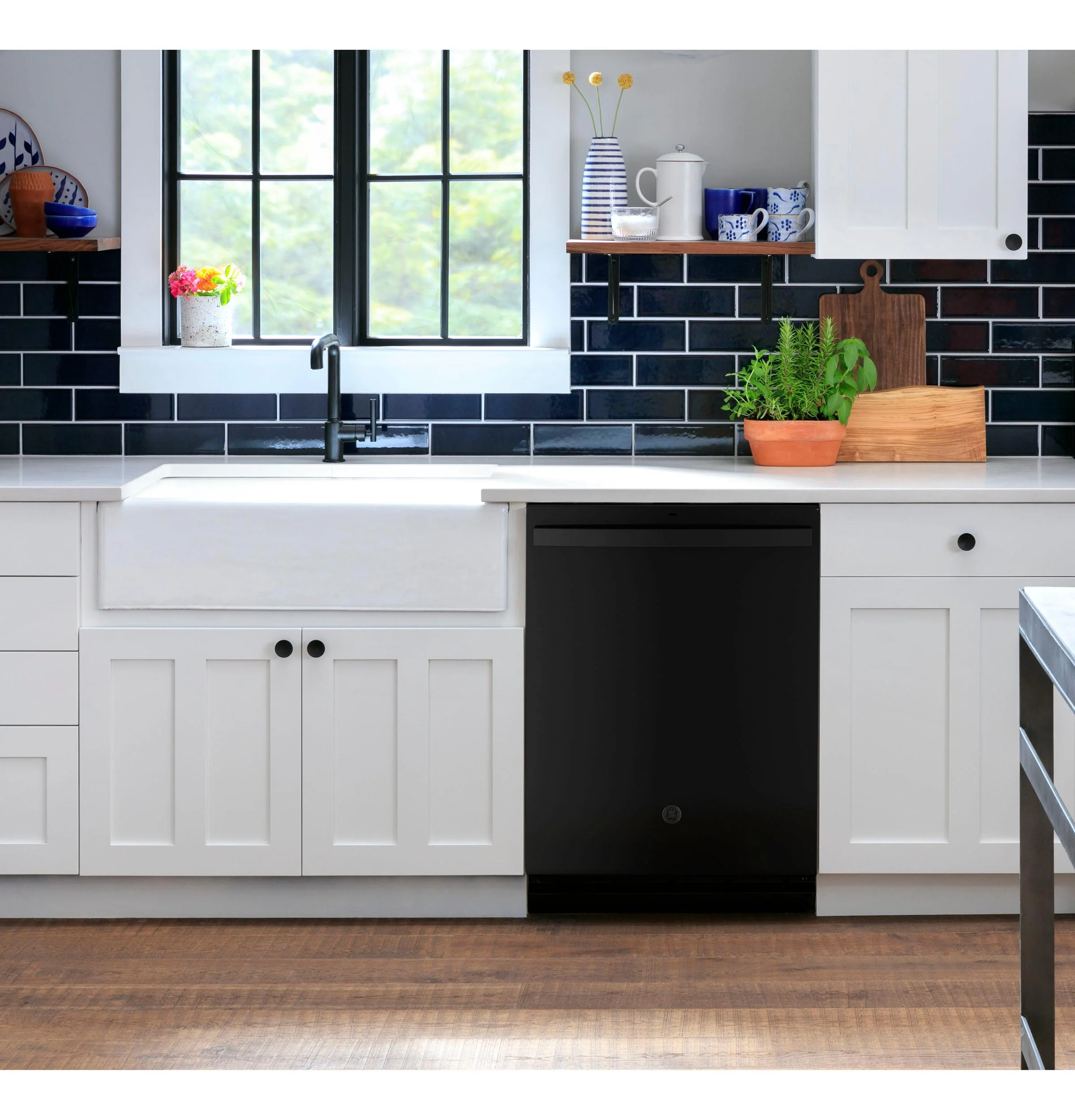 GDT630PGRBB GE® ENERGY STAR® Top Control with Plastic Interior Dishwasher with Sanitize Cycle & Dry Boost - Image 29