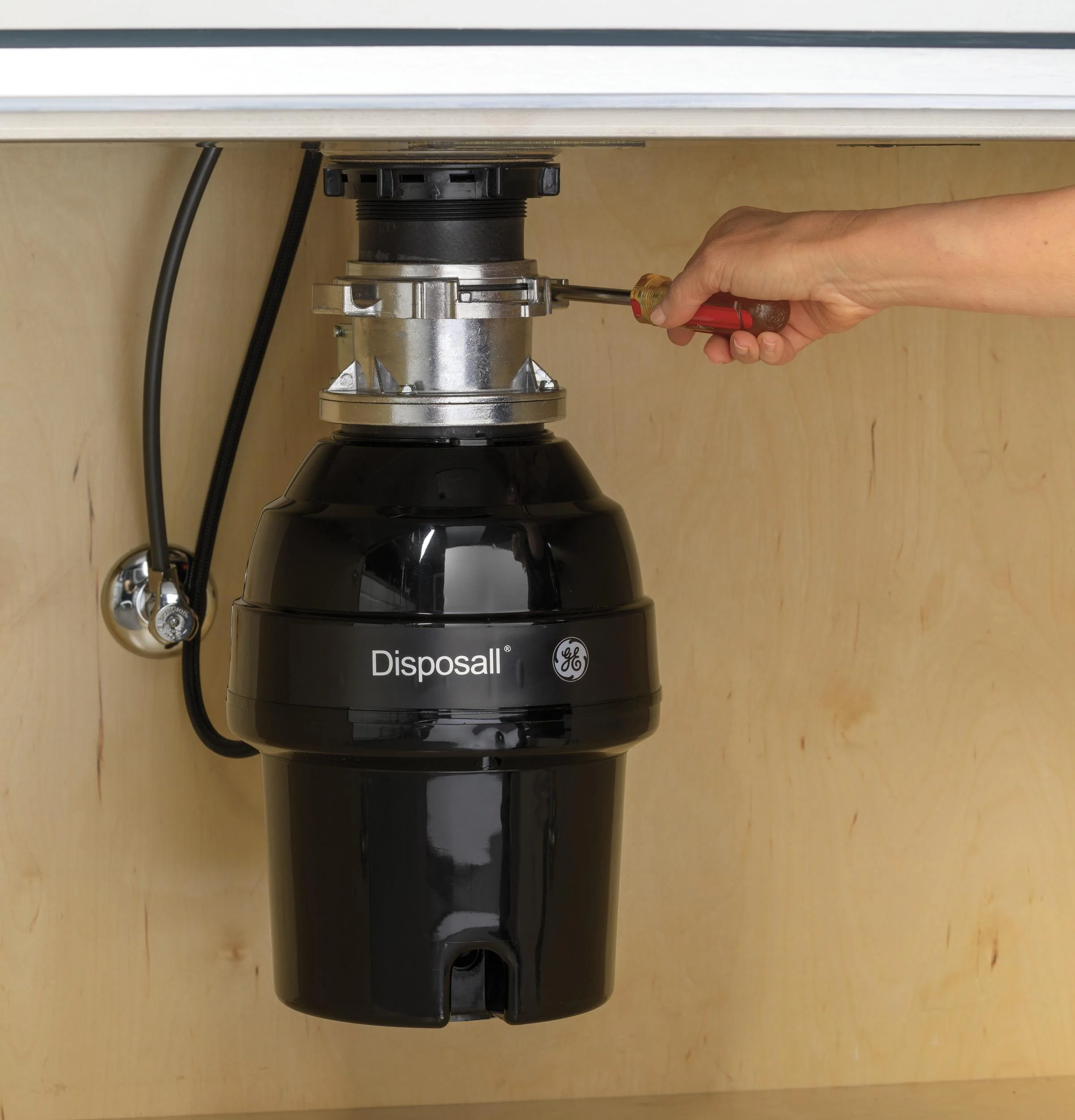 GFB760N GE® 3/4 HP Batch Feed Garbage Disposer Non-Corded - Image 4