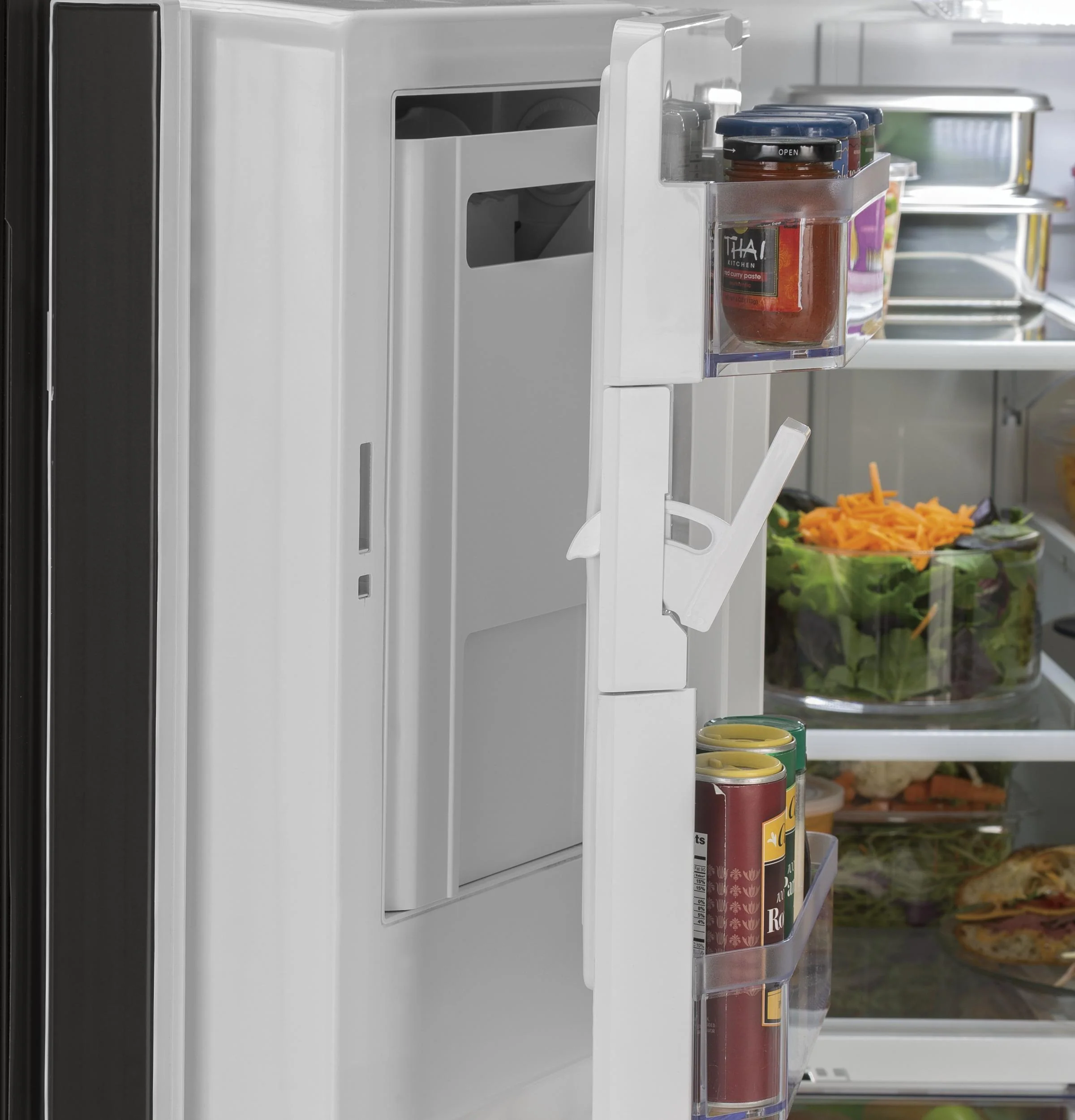 GFE26JGMBB GE® ENERGY STAR® 25.7 Cu. Ft. French-Door Refrigerator - Image 8