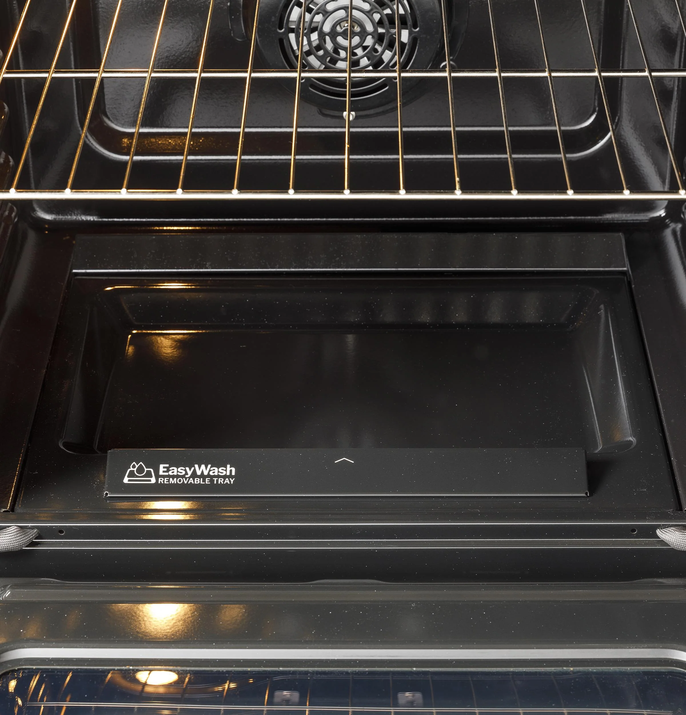 GGF600AVWW GE® 30" Free-Standing Gas Convection Range with No Preheat Air Fry and EasyWash™ Oven Tray - Image 8