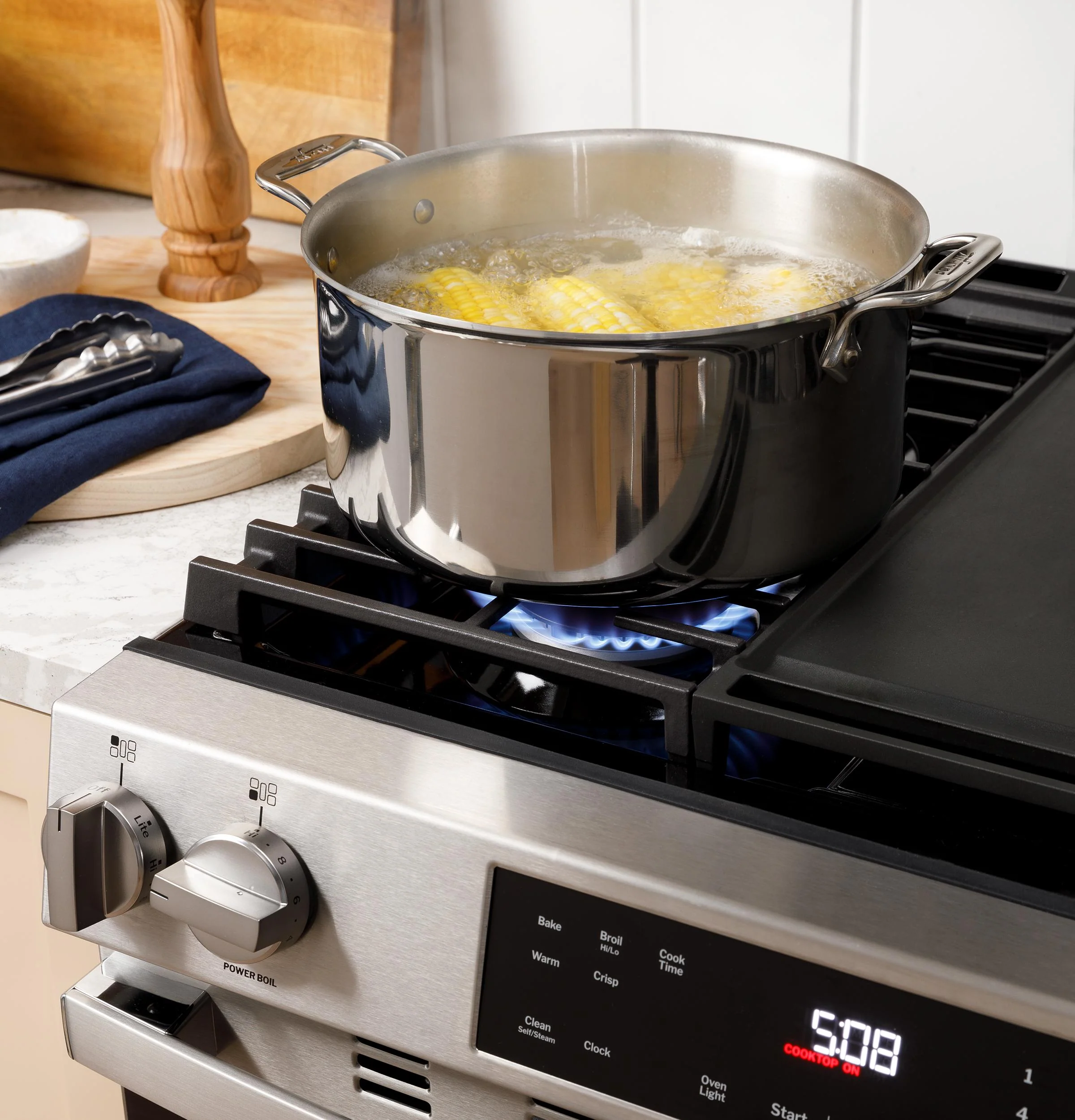 GGS500PVSS GE® 30" Slide-In Front-Control Gas Range with Crisp Mode - Image 11
