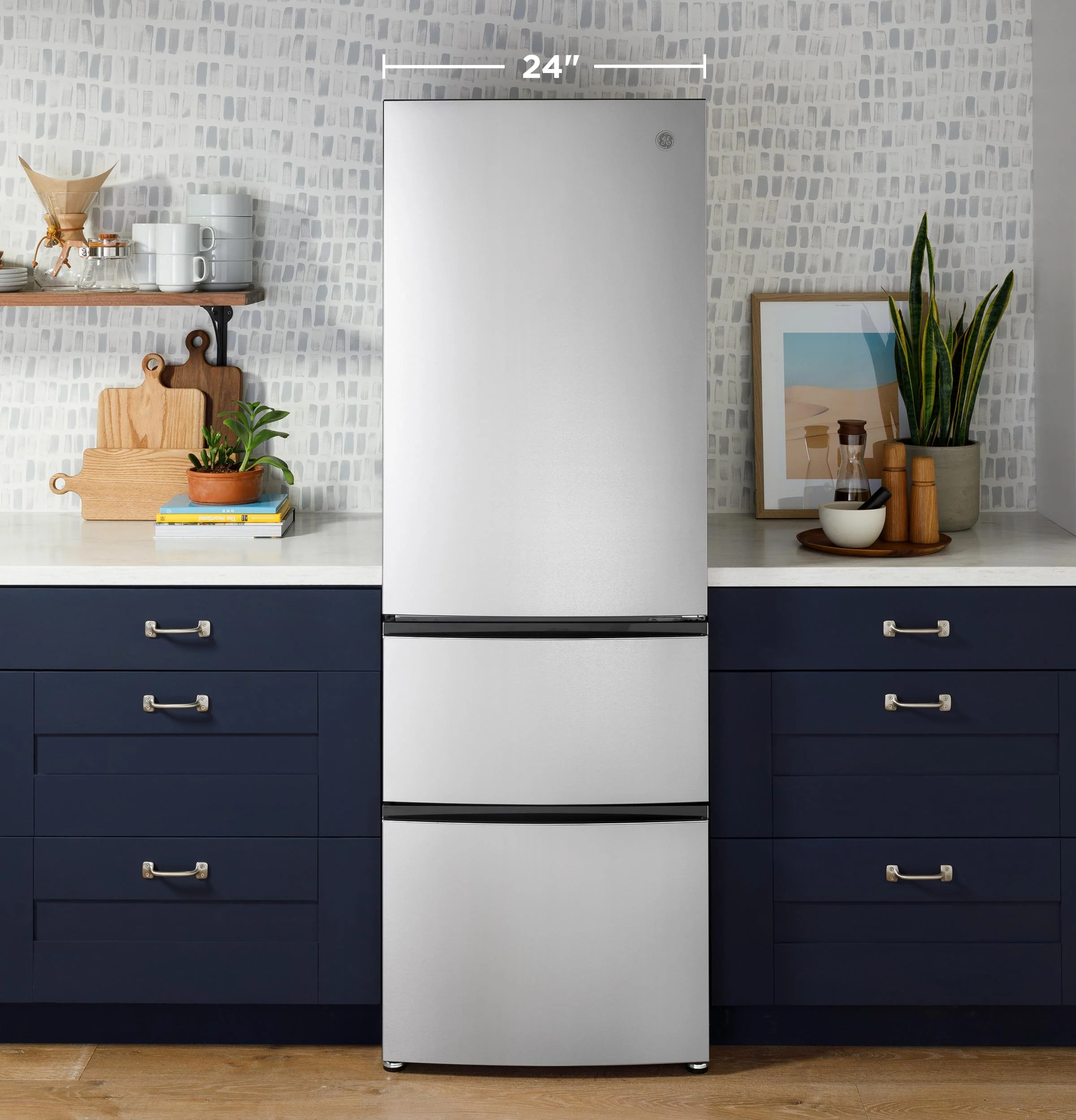 GLE12HSPSS GE® ENERGY STAR® 11.9 Cu. Ft. Bottom-Freezer Refrigerator - Image 19