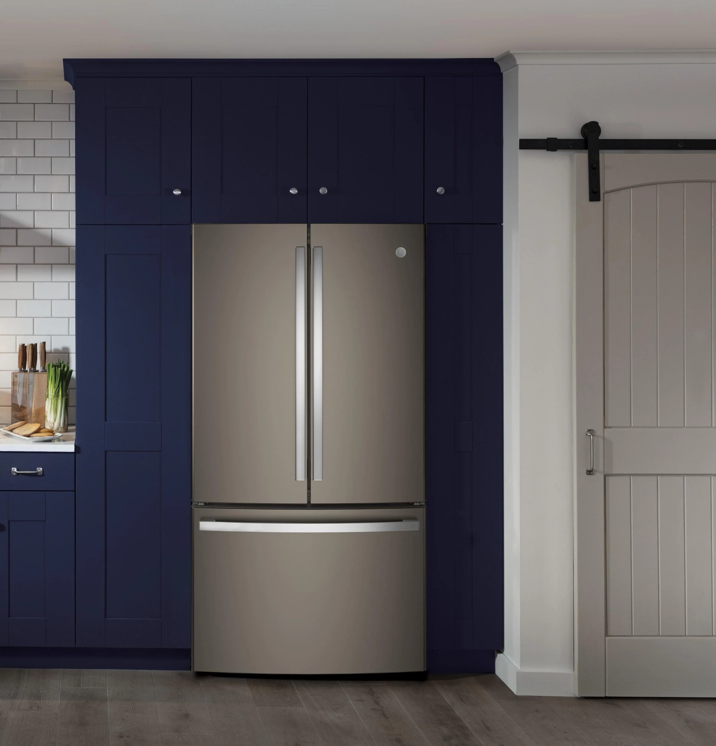 GE® ENERGY STAR® 28.7 Cu. Ft. French-Door Refrigerator - Image 16